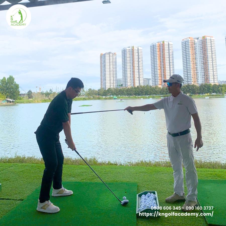 Khóa Học Chỉnh Swing Cấp Tốc Tại KN Golf Academy – Nâng Tầm Kỹ Năng Golf Của Bạn