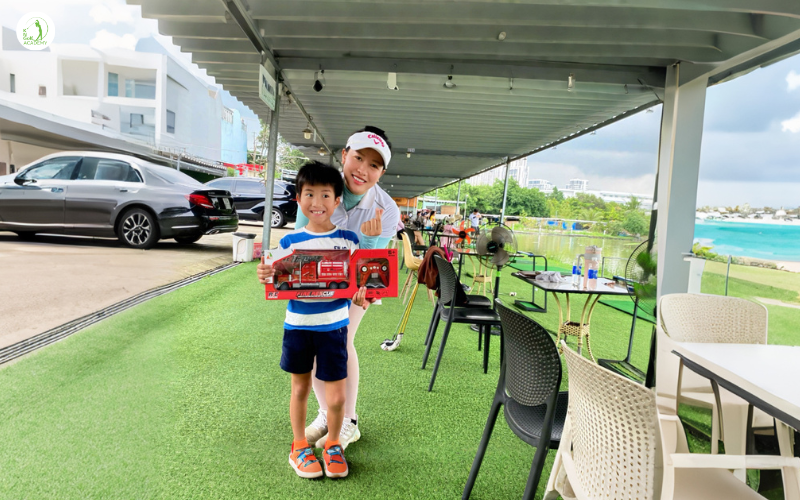 KẾT THÚC KHÓA HỌC GOLF TRẺ EM – MỞ RA MỘT HÀNH TRÌNH MỚI CÙNG KN GOLF ACADEMY